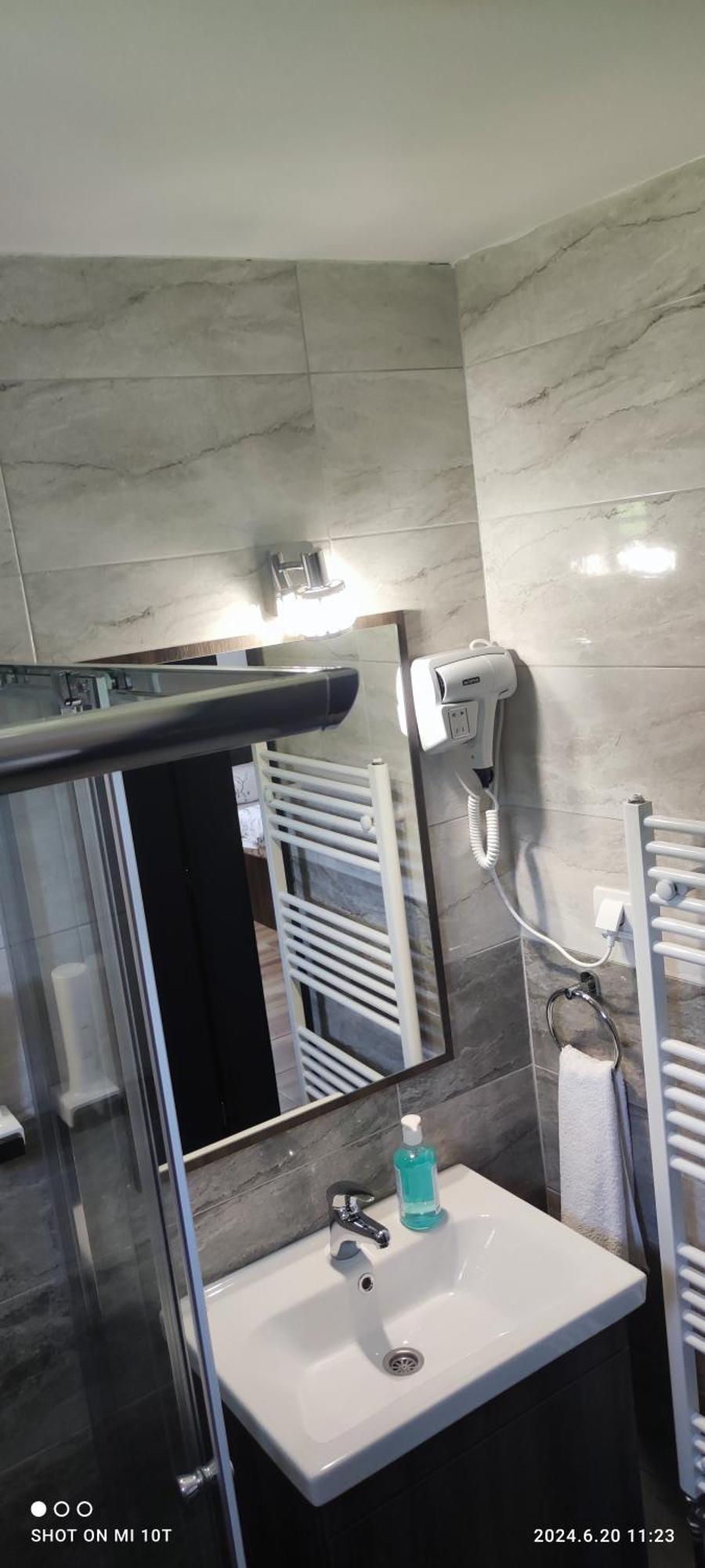 Pansion I Restoran ,, Pogled" Ξενοδοχείο Han Pijesak Εξωτερικό φωτογραφία