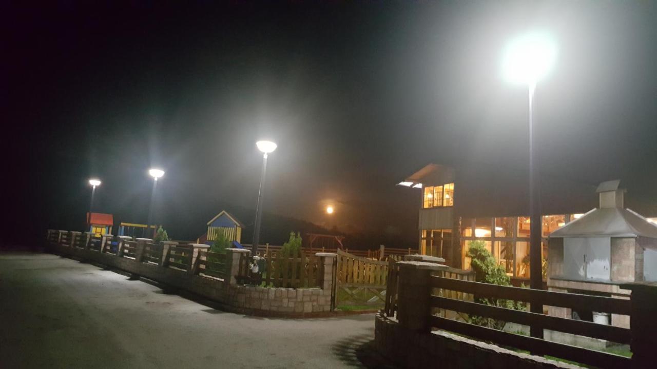 Pansion I Restoran ,, Pogled" Ξενοδοχείο Han Pijesak Εξωτερικό φωτογραφία